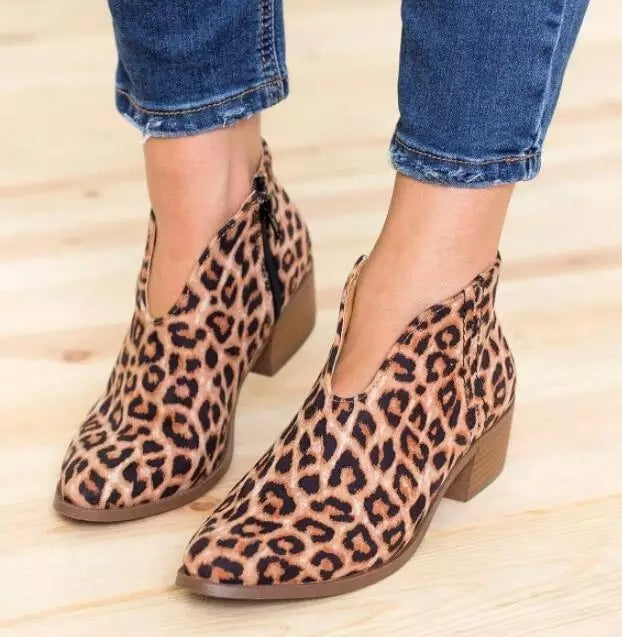 2019 New Leopard Print Autumn and Winter Bare Deep V Booties Casual Comfort Large Size Zipper Boots