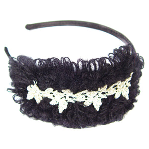 Ladies fashion head band w/yarn and crochet detail