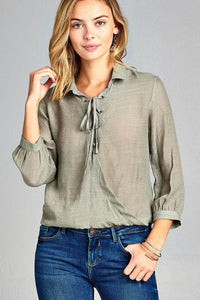 Ladies fashion 3/4 sleeve shirt collar w/lace detail surplice slub gauze woven top