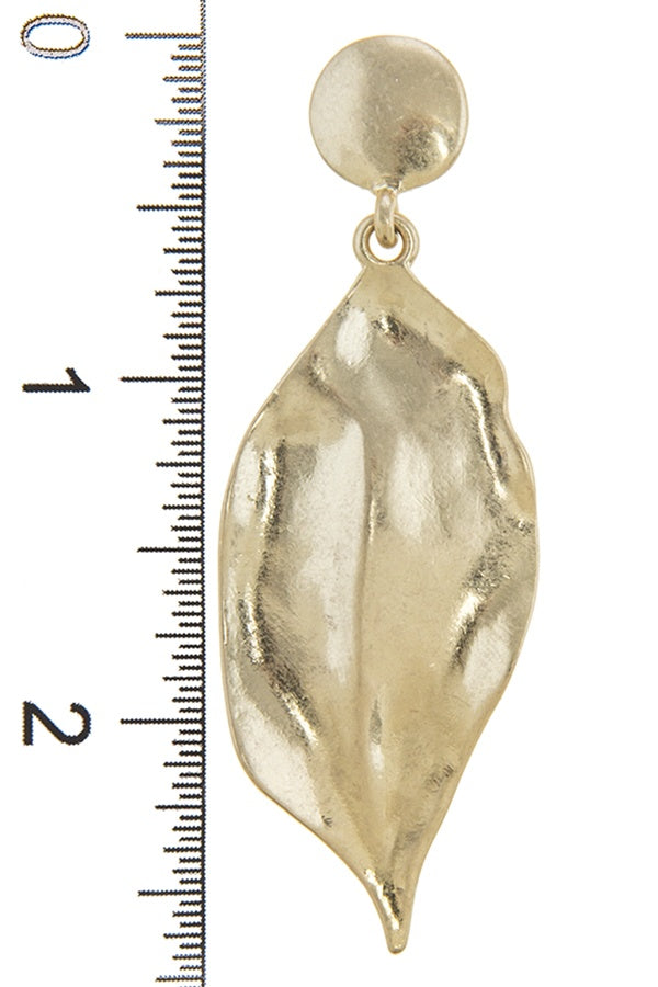 Irregular leaf shape drop earrings
