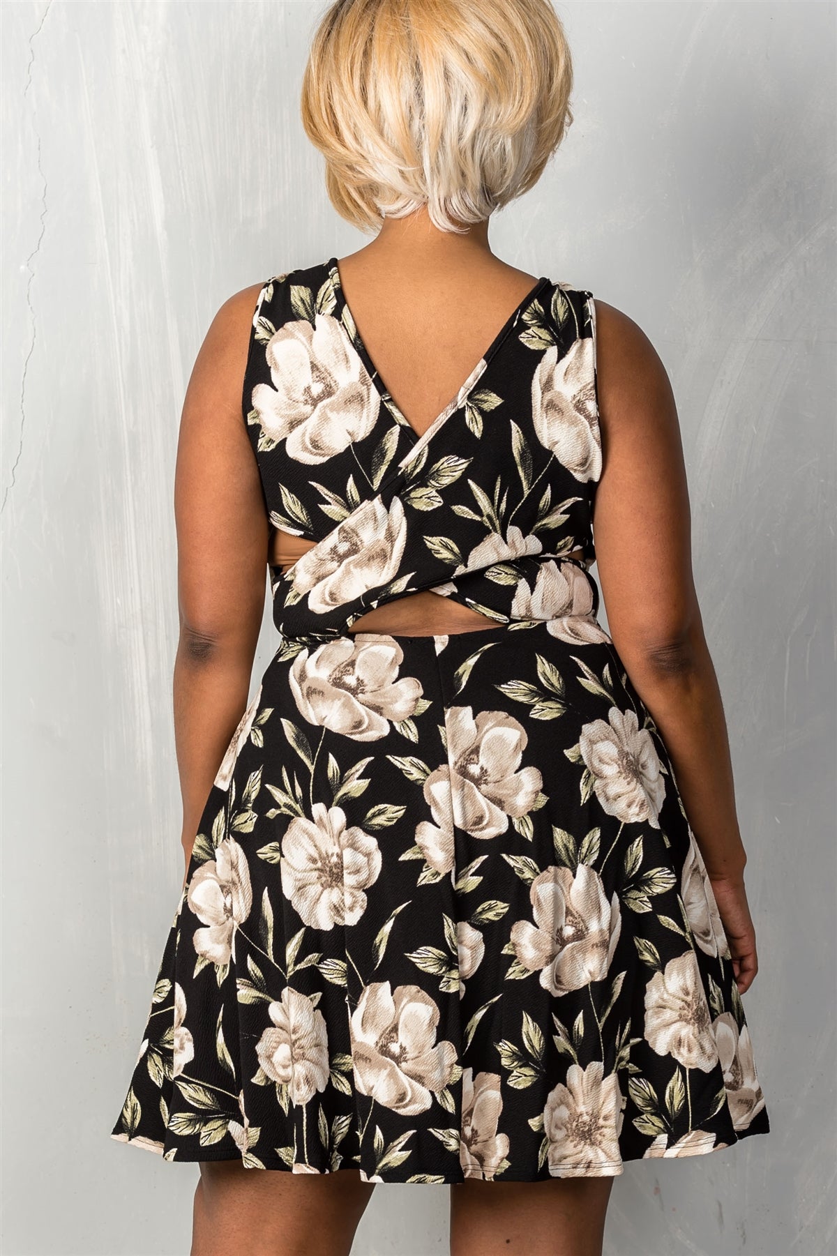 Ladies fashion plus size black & beige floral cross back plus size mini midi dress