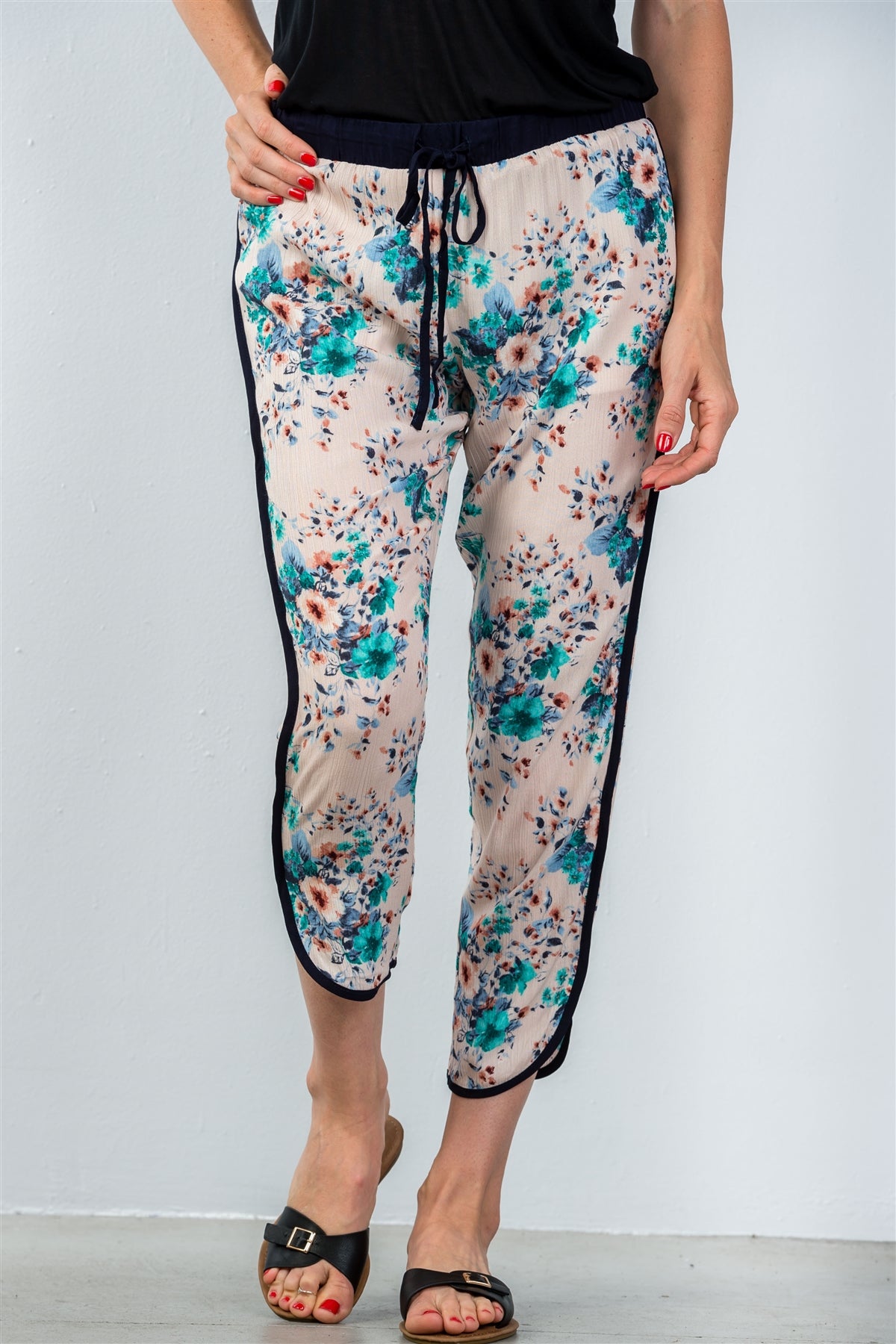 Ladies fashion drawstring blush floral printed contrast trim casual pants