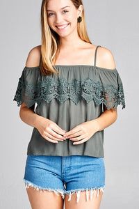 Ladies fashion open shoulder flounce w/crochet lace crinkle gauze woven top