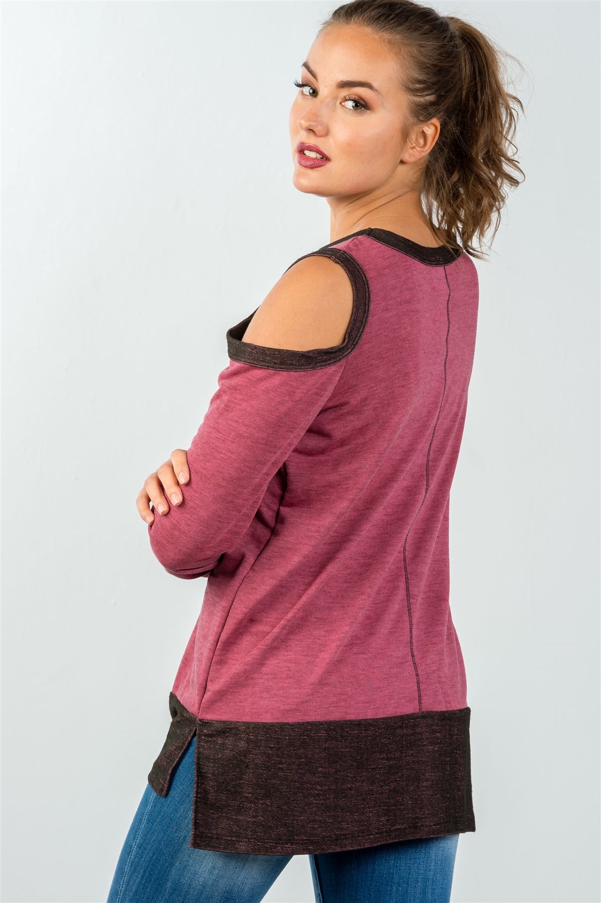Ladies fashion cold shoulder hi-low colorblock sweatshirt