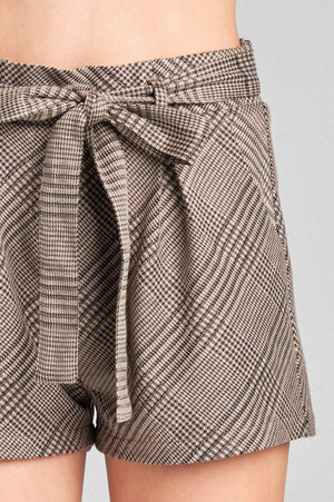 Ladies fashion plus size waist belt w/tie detail jacquard check short pants