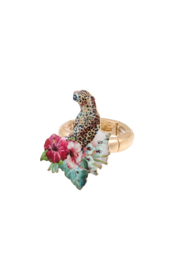 Wild animal stretch ring