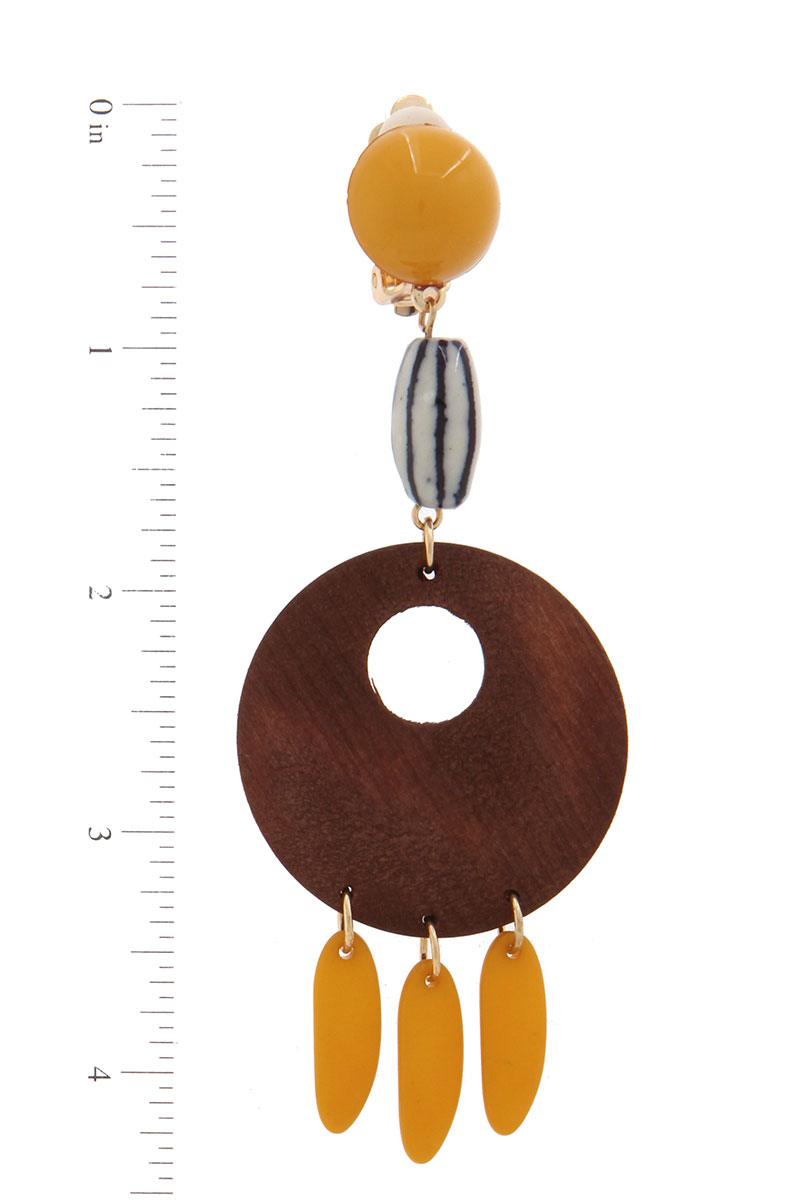 Cut out circle wood bead drop earring
